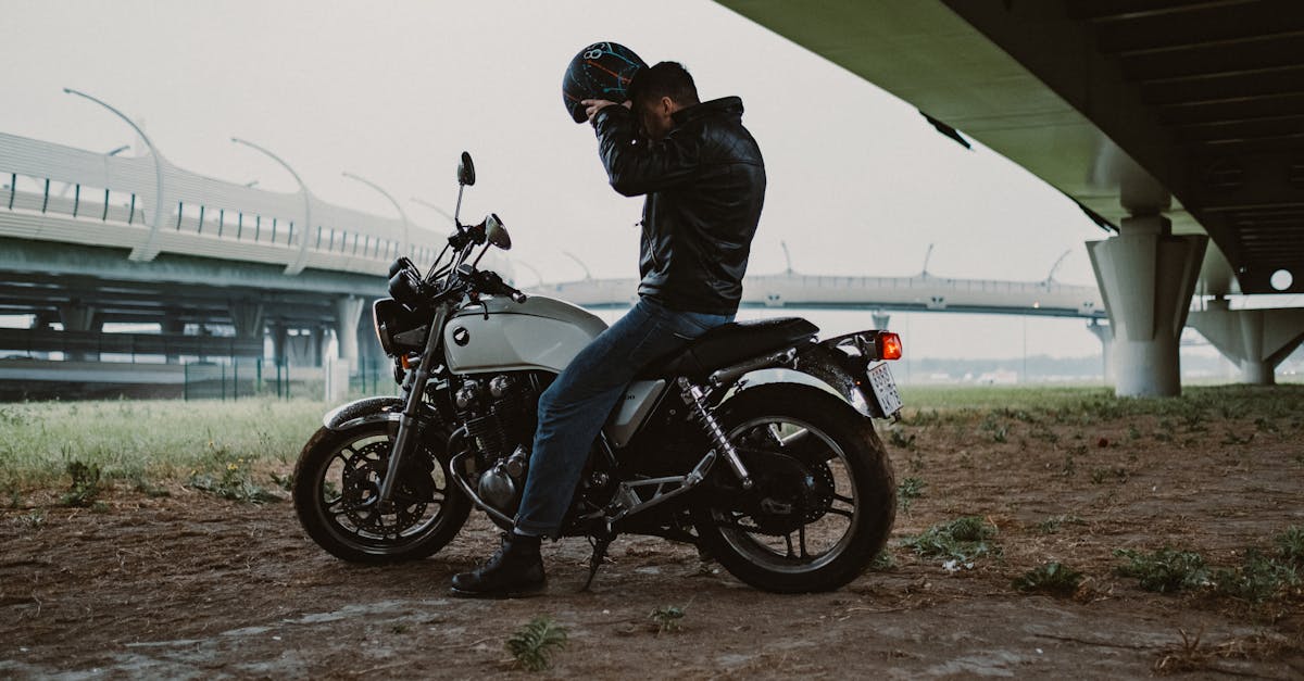 découvrez notre assurance moto complète, conçue pour protéger votre véhicule et vous offrir une tranquillité d'esprit sur la route. profitez de garanties adaptées à vos besoins et d'un service client réactif. obtenez votre devis gratuit dès aujourd'hui !
