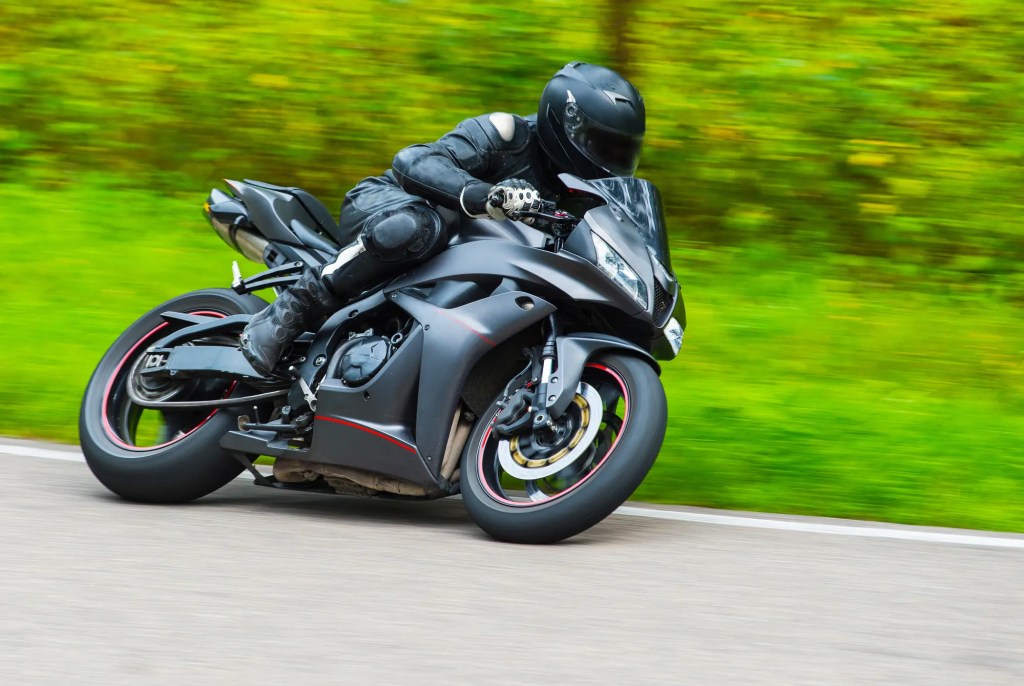 découvrez les meilleures offres d'assurance moto en ligne. comparez les garanties, économisez sur votre prime et protégez votre deux-roues en toute simplicité. obtenez un devis rapide et personnalisé en quelques clics.