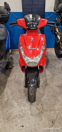 découvrez notre sélection de scooters 50cc d'occasion à villeurbanne. profitez de modèles fiables et économiques pour vos trajets quotidiens. trouvez le scooter qui correspond à vos besoins et roulez en toute tranquillité.