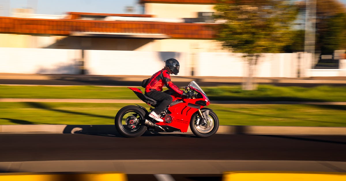 découvrez des solutions d'assurance automobile et moto abordables qui protègent votre véhicule sans compromettre votre budget. assurez-vous avec des couvertures adaptées à vos besoins et roulez en toute sérénité.