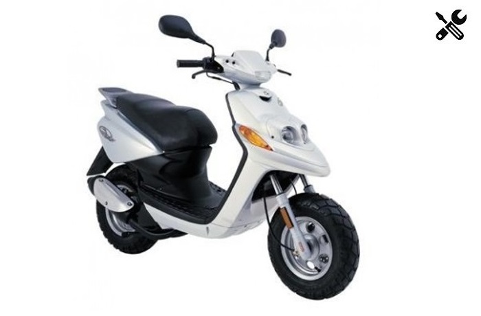 découvrez les caractéristiques du mbk booster 50cc, une scooter emblématique alliant performance, maniabilité et style. idéal pour les jeunes conducteurs, il offre une expérience de conduite dynamique et une excellente efficacité énergétique. informez-vous sur sa motorisation, son design et ses atouts pour naviguer en ville en toute simplicité.