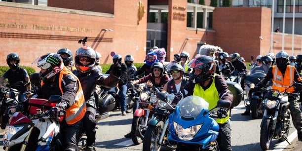 découvrez le rôle essentiel du courtier pour motards, qui vous accompagne dans le choix de votre assurance, vous aide à bénéficier des meilleures offres et vous conseille sur les garanties adaptées à vos besoins spécifiques. assurez votre sécurité sur la route en toute sérénité.