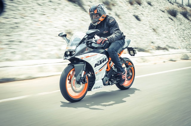 découvrez les meilleures offres d'assurance moto en avril. protégez votre véhicule avec des garanties adaptées à vos besoins et profitez d'une couverture optimale. comparez les prix et trouvez l'assurance qui vous convient le mieux.