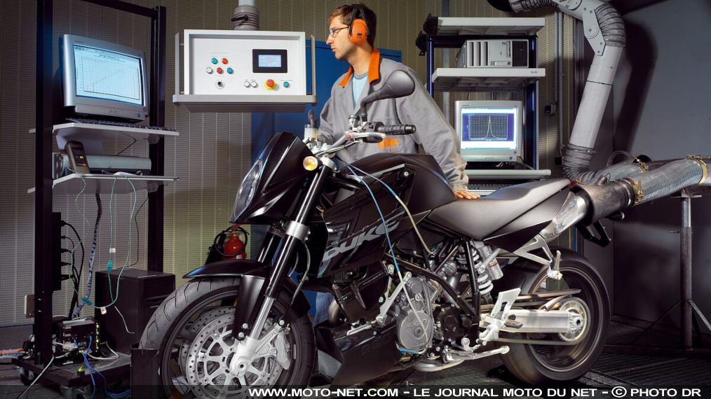 découvrez notre service de fin de contrôle technique pour motos. assurez-vous que votre véhicule respecte toutes les normes de sécurité et de performance. profitez d'une expertise professionnelle pour une moto en parfait état de fonctionnement.